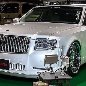 PLATINUM COMPLETE 60 CENTURY UWG60 プラチナム 60センチュリー - Osaka Auto Meese 2026 大阪オートメッセ2026