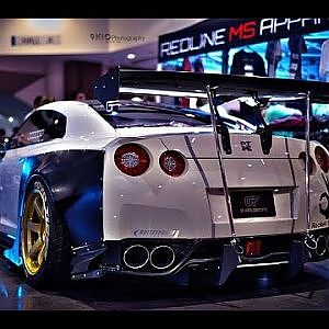 Ultimate Driving Machine Nissan GTR