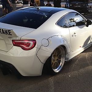 WARNING Rocket Bunny Coming to Town / WARNING: This video contains flashing images!!!