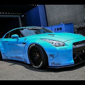 Let's drive SuperCars