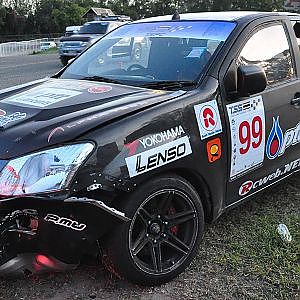 Accident in Super Pickup TSS 2013 Round3 แค่ออกตัวก็ชนกันระเนระนาด