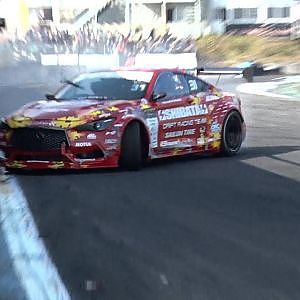 蕎麦切大クラッシュ　カメラマンと接触！
