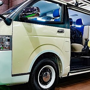 (4K)TOYOTA HIACE Relaxbase Modellista ハイエース  リラクベース - 東京オートサロン2018